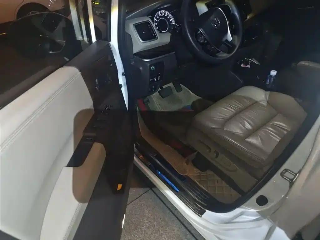 2017 Odyssey 2.4L Luxury Edition — миниатюра 14