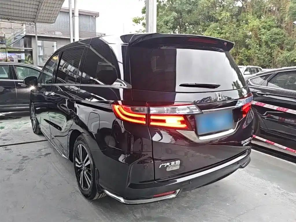 Odyssey 2019 2.0L Elite Edition — миниатюра 5