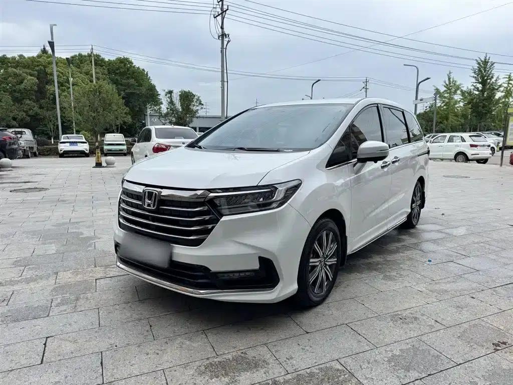 Odyssey 2024 2.0L e:HEV Elite Enjoy Edition — миниатюра 1