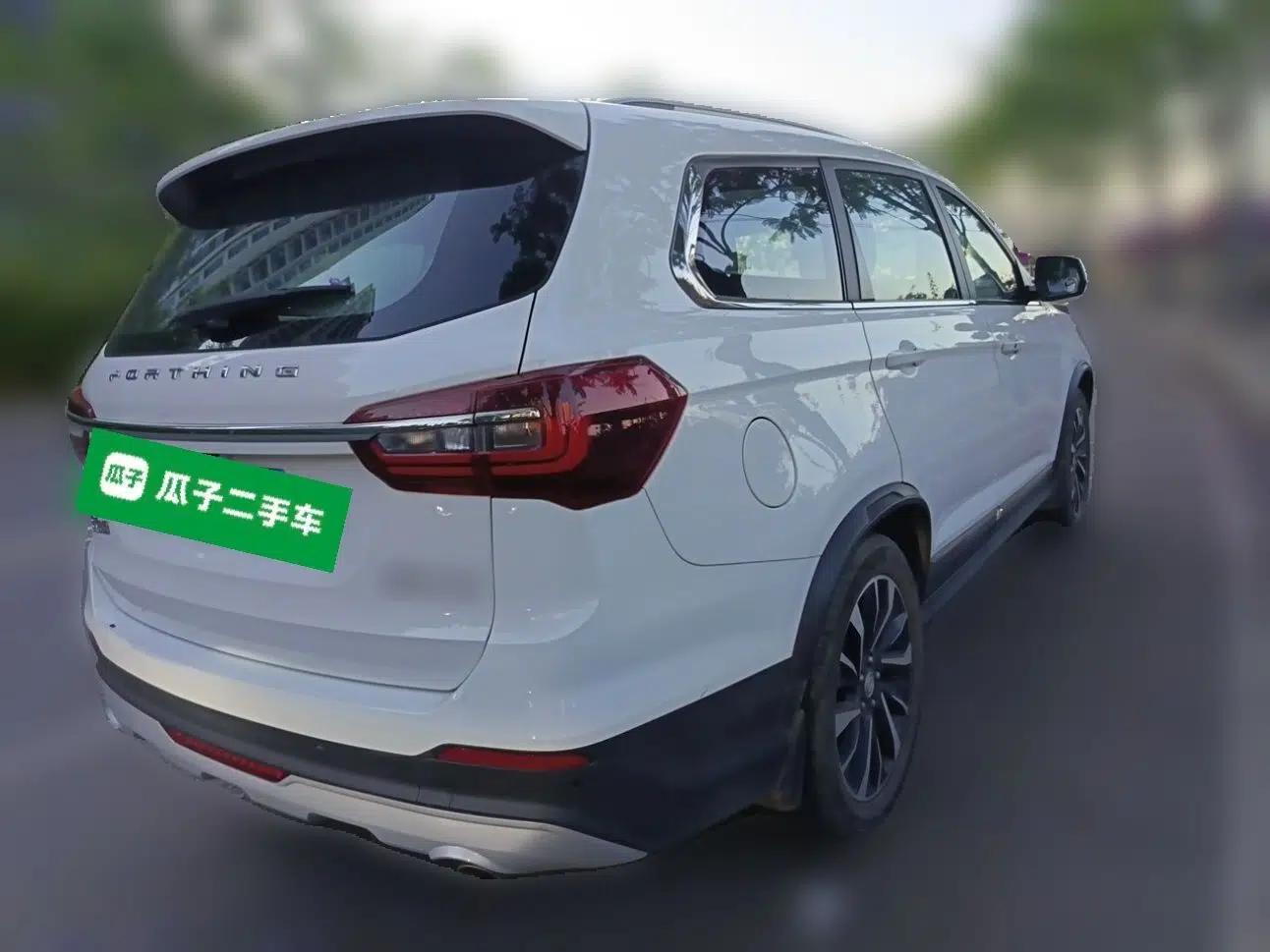 FORTHING T5L 2020 1.5T Automatic Luxury 7-Seater China VI Standard — миниатюра 6