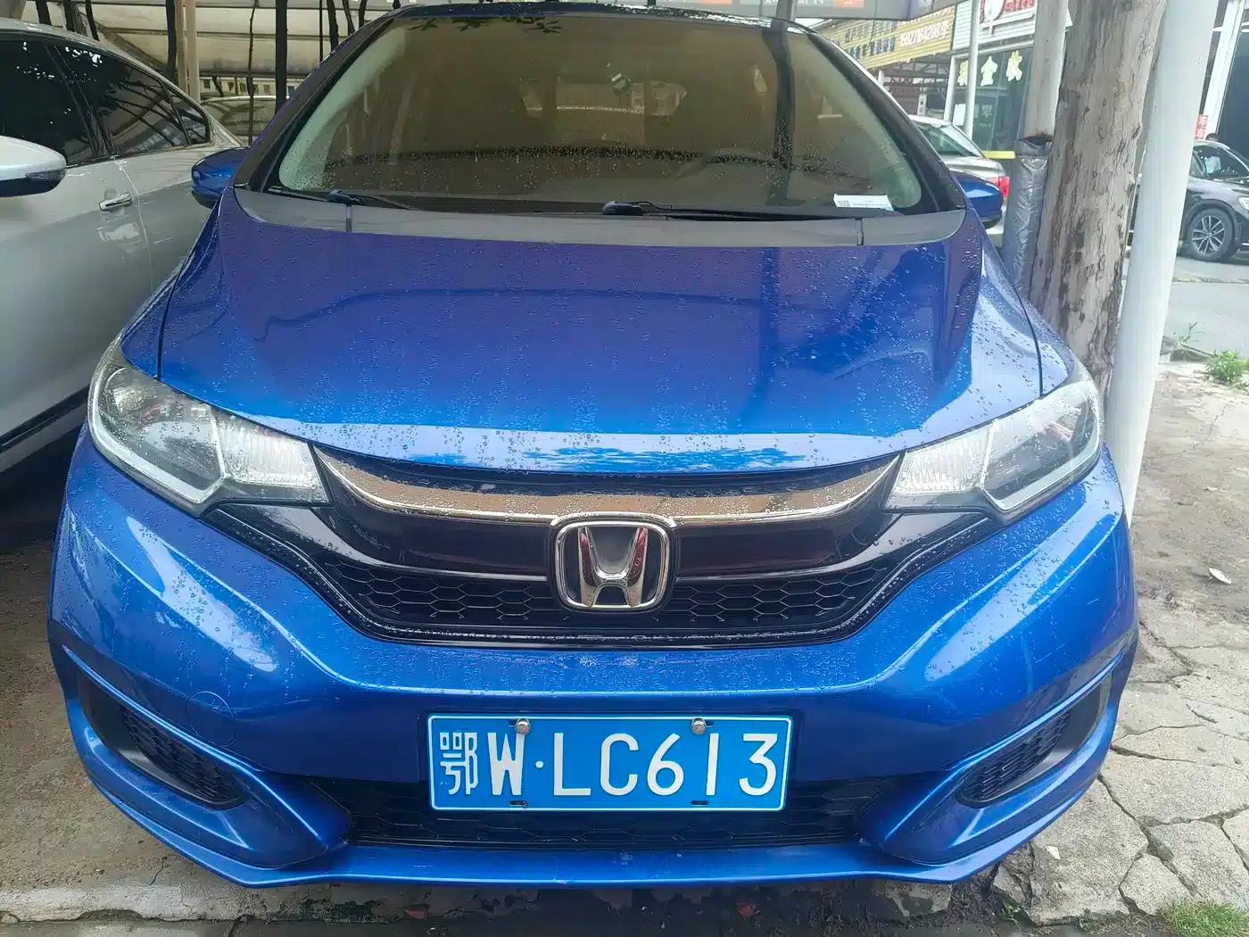Honda Fit 2018 1.5L CVT Comfort Sunroof Edition — миниатюра 1