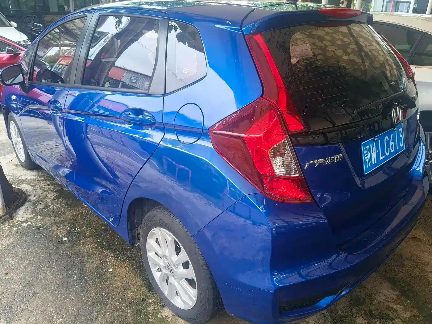Honda Fit 2018 1.5L CVT Comfort Sunroof Edition — миниатюра 11