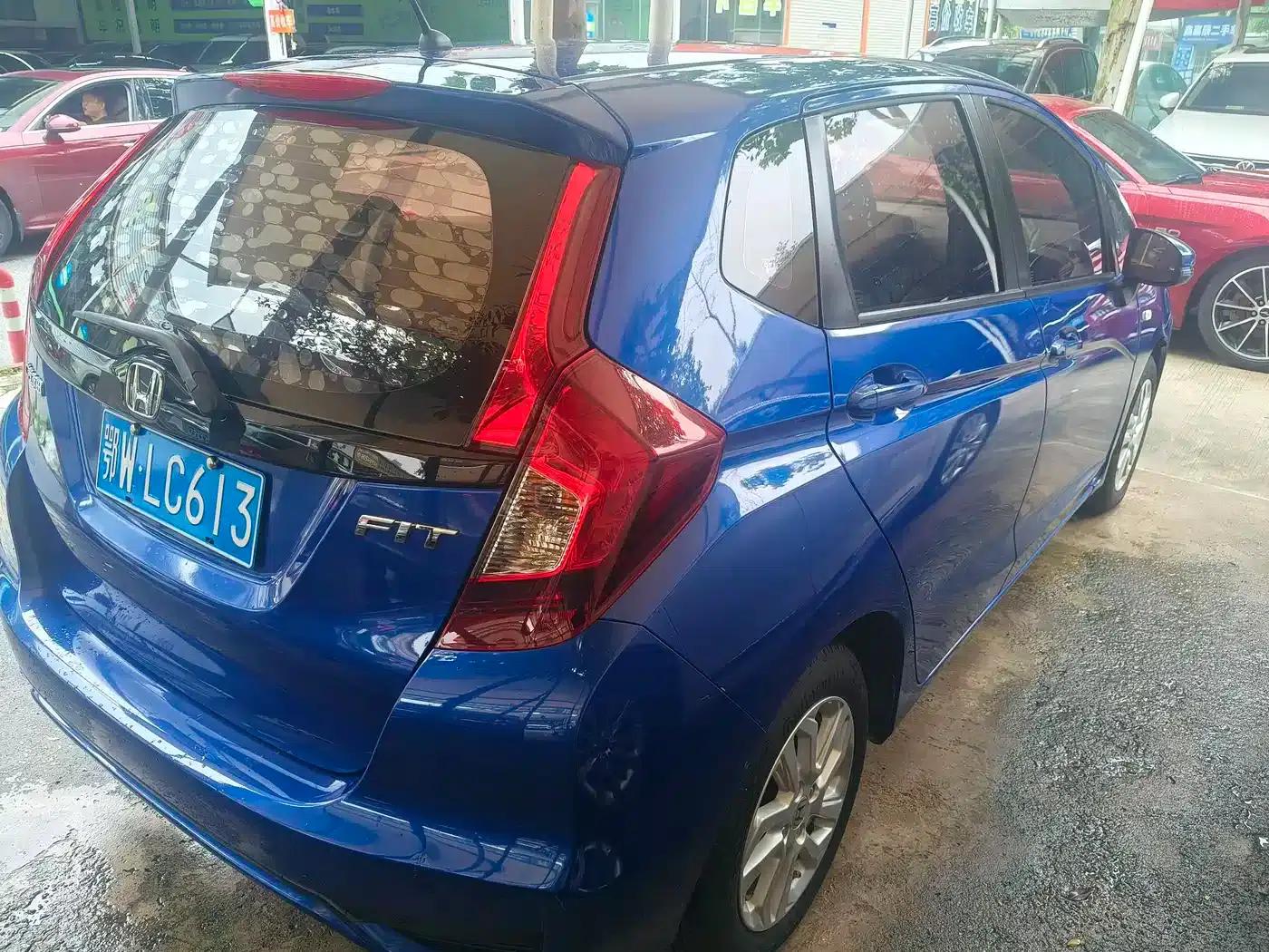 Honda Fit 2018 1.5L CVT Comfort Sunroof Edition — миниатюра 13