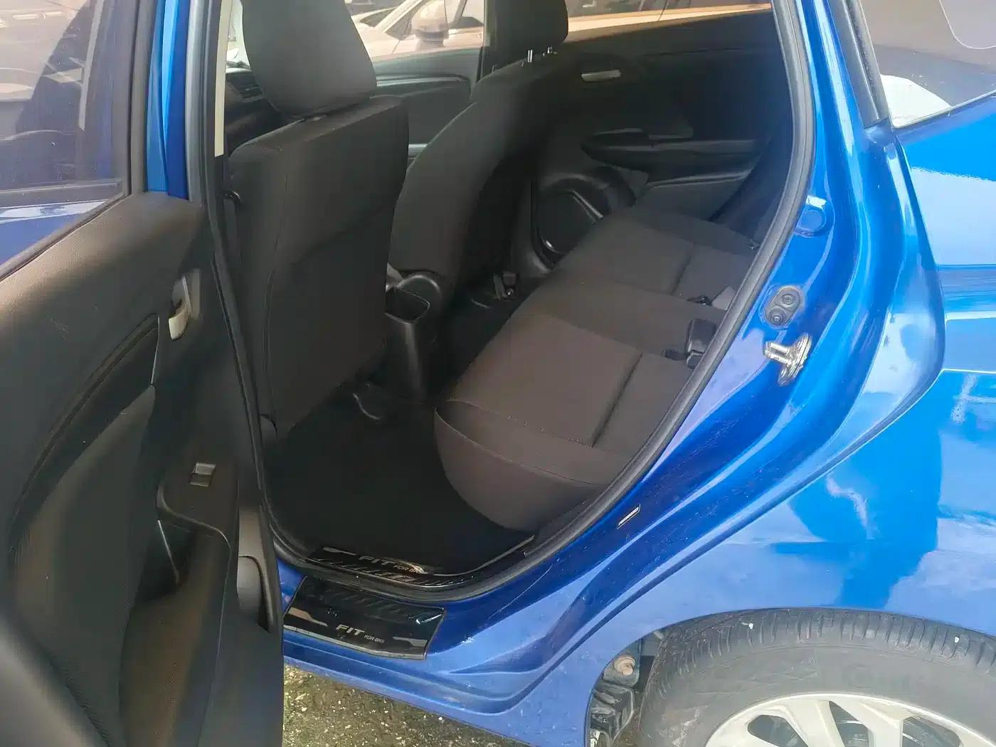 Honda Fit 2018 1.5L CVT Comfort Sunroof Edition — миниатюра 7