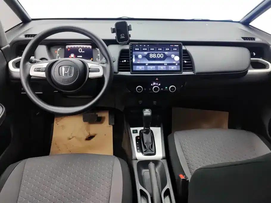 Honda Fit 2022 1.5L CVT Trendy Sunroof Edition — миниатюра 12