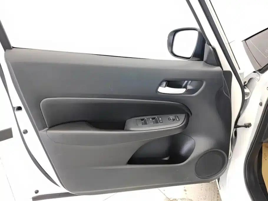 Honda Fit 2022 1.5L CVT Trendy Sunroof Edition — миниатюра 7