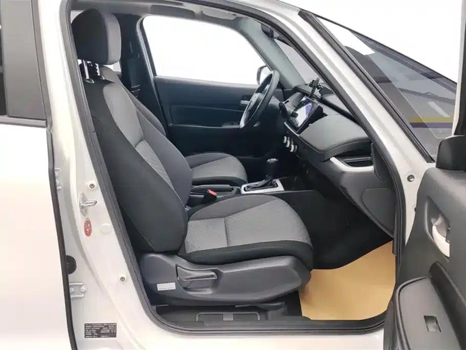 Honda Fit 2022 1.5L CVT Trendy Sunroof Edition — миниатюра 8