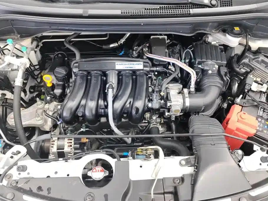 Honda Fit 2022 1.5L CVT Trendy Sunroof Edition — миниатюра 10