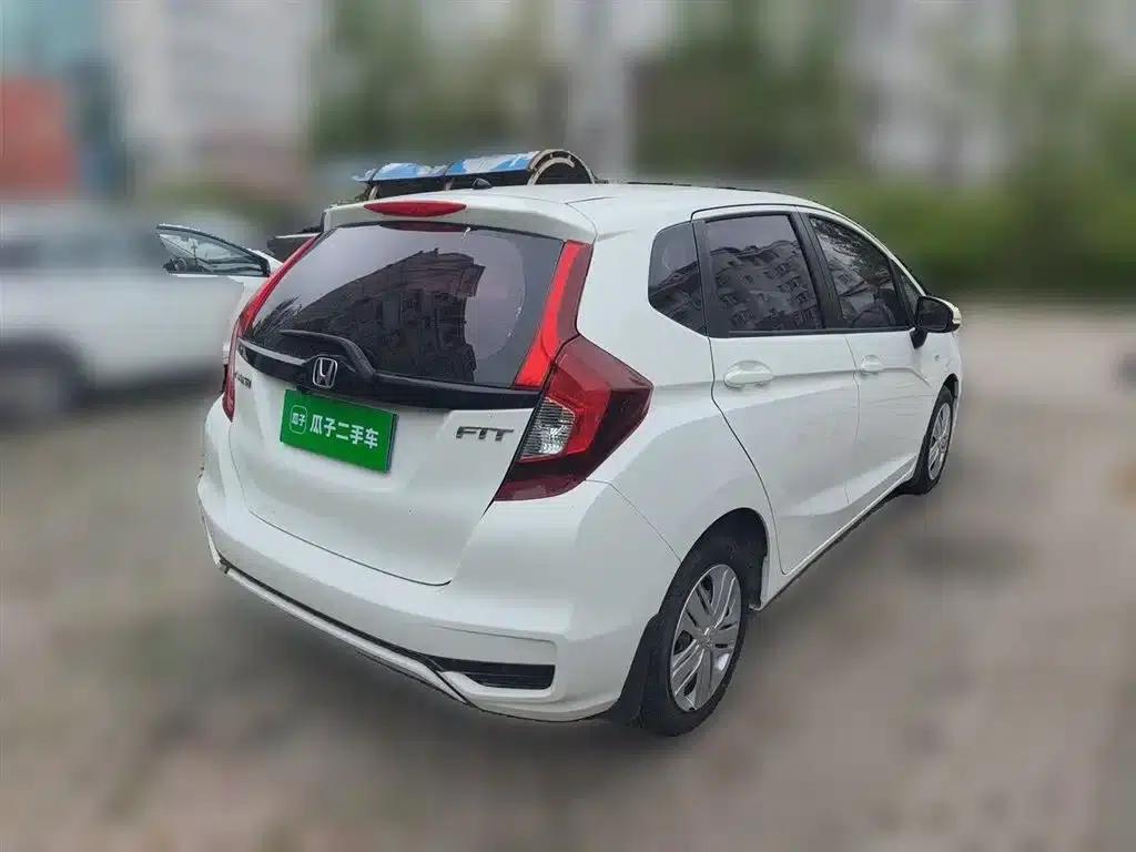 Honda Fit 2018 1.5L CVT Comfort Edition — миниатюра 5