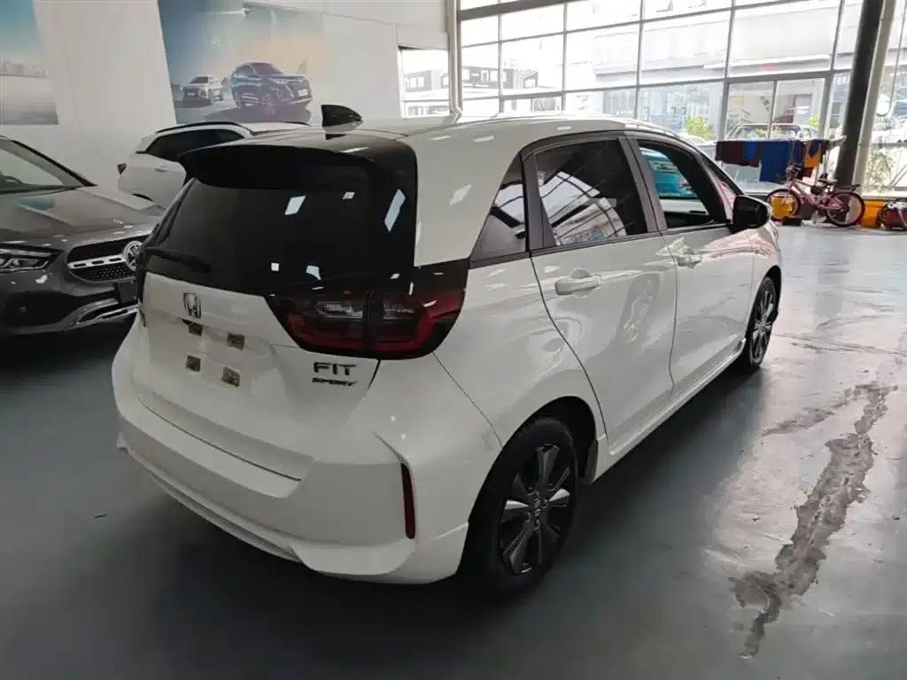 Honda Fit 2021 1.5L CVT Sport Pro Edition — миниатюра 7