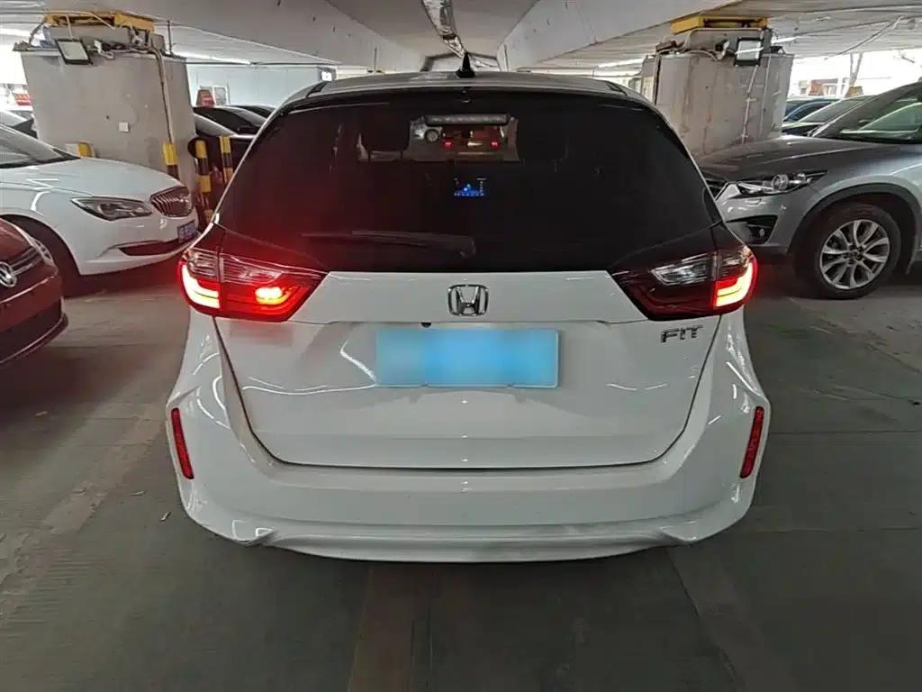 Honda Fit 2021 1.5L CVT Trend Edition — миниатюра 6