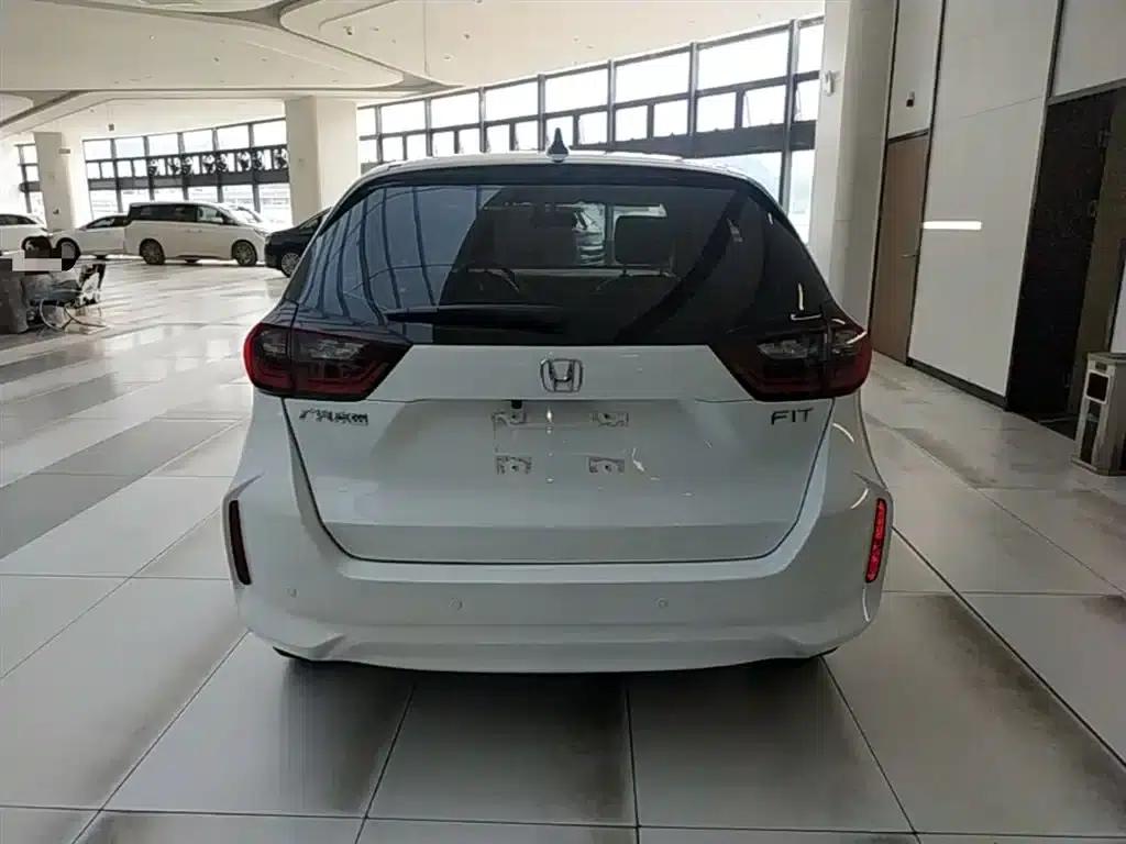 Honda Fit 2021 1.5L CVT Trend Edition — миниатюра 6