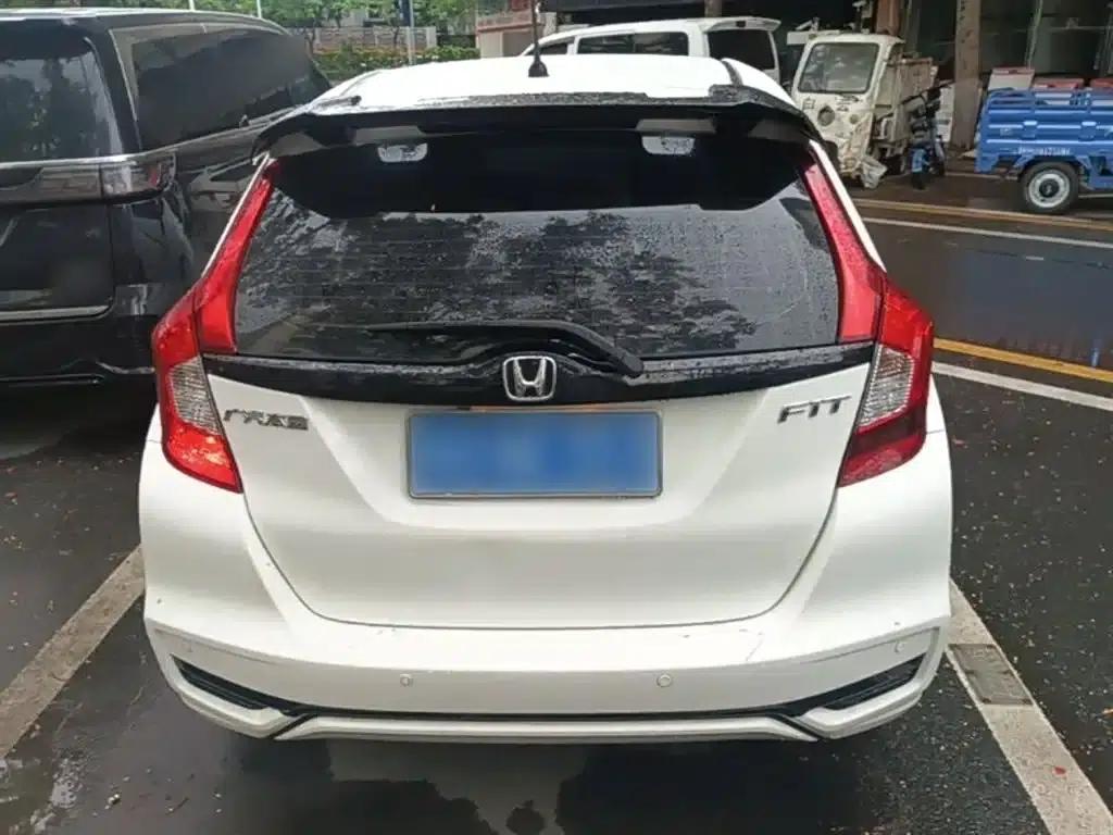 Honda Fit 2018 1.5L CVT Comfort Edition — миниатюра 6