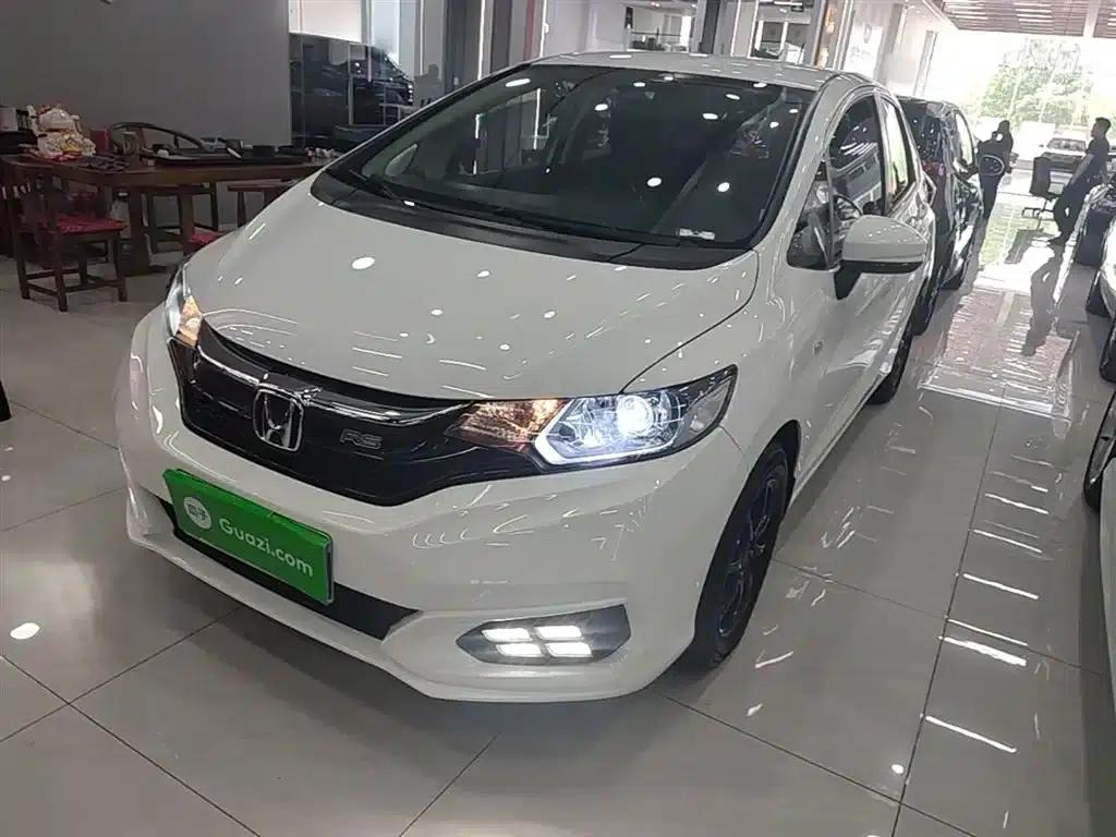 Honda Fit 2018 1.5L CVT Comfort Edition — миниатюра 2