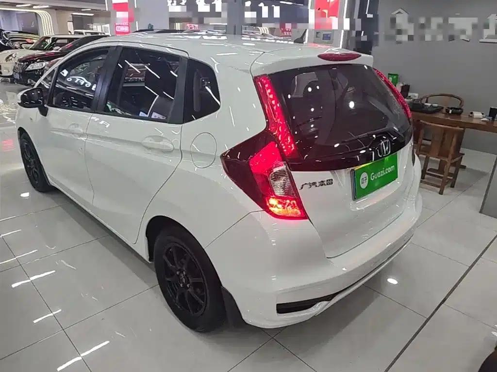 Honda Fit 2018 1.5L CVT Comfort Edition — миниатюра 5