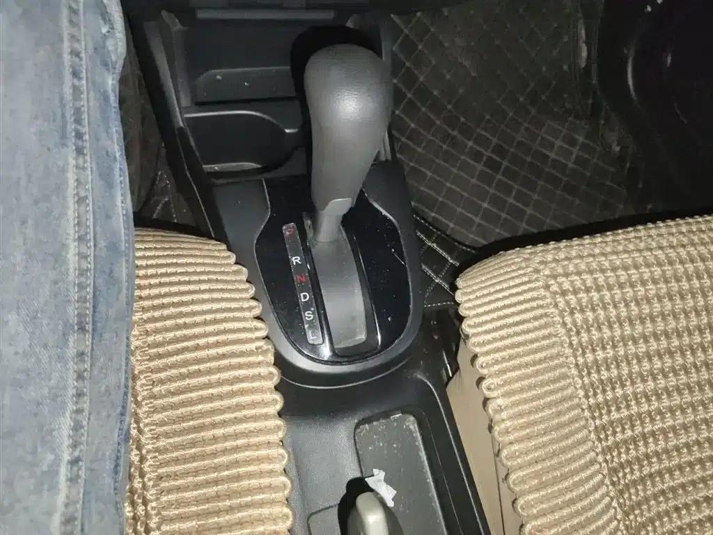 Honda Fit 2016 1.5L LXS CVT Comfort Sunroof Edition — миниатюра 11