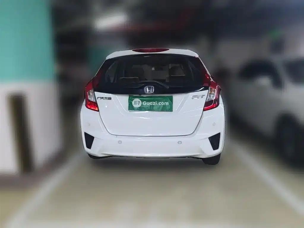 Honda Fit 2016 1.5L LXS CVT Comfort Sunroof Edition — миниатюра 4