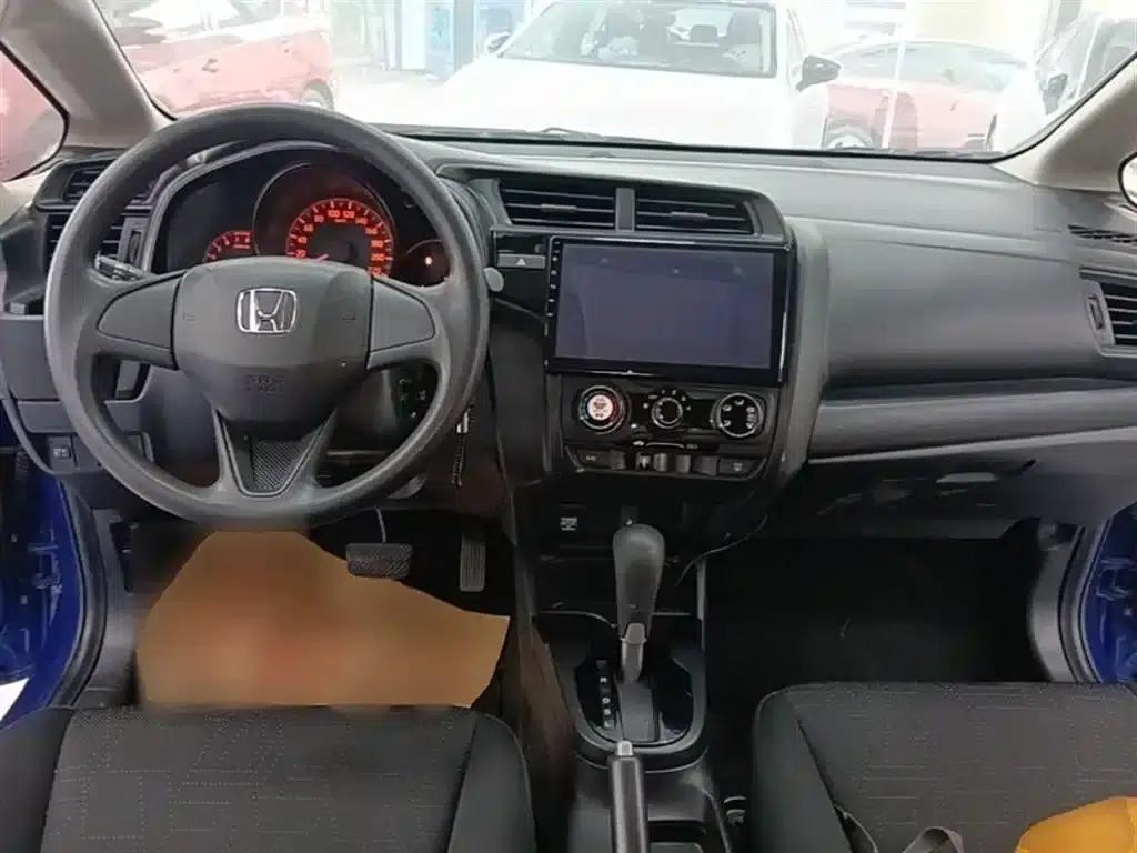 Honda Fit 2018 1.5L CVT Comfort Edition — миниатюра 10