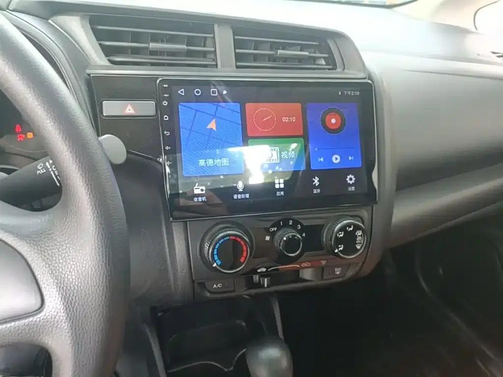 Honda Fit 2018 1.5L CVT Comfort Sunroof Edition — миниатюра 13