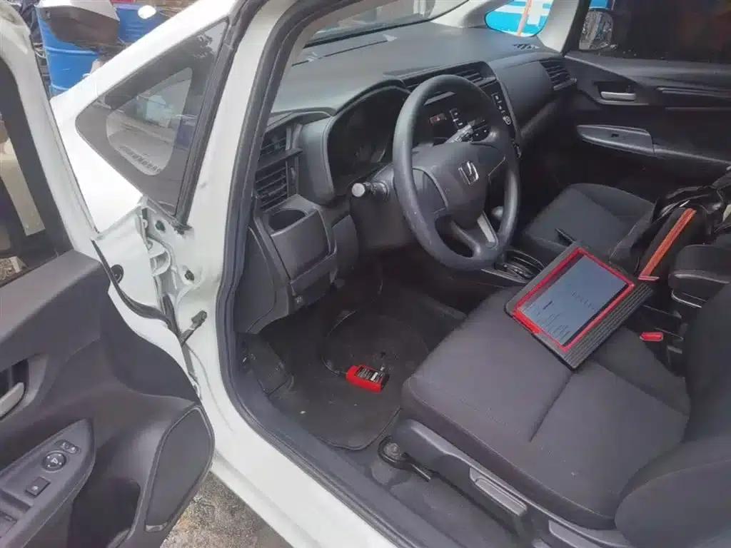 Honda Fit 2018 1.5L CVT Comfort Edition — миниатюра 16