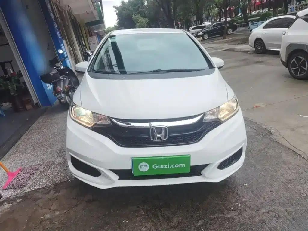 Honda Fit 2018 1.5L CVT Comfort Edition — миниатюра 3