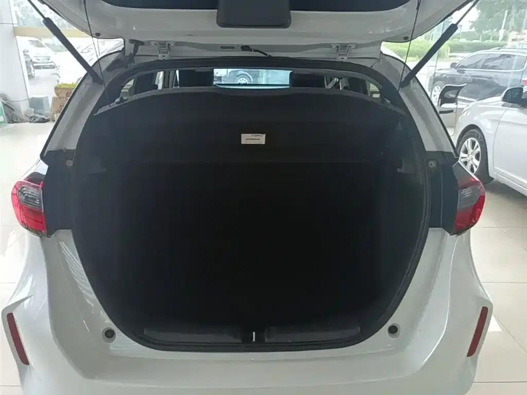 Honda Fit 2023 1.5L CVT Trend Edition — миниатюра 19