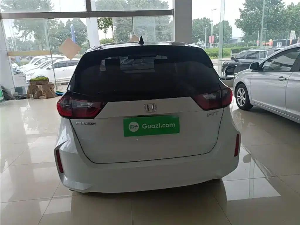 Honda Fit 2023 1.5L CVT Trend Edition — миниатюра 6