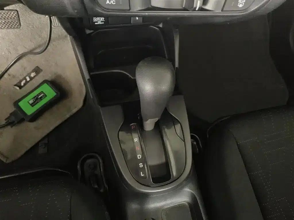 Honda Fit 2014 1.5L LX CVT Comfort — миниатюра 14