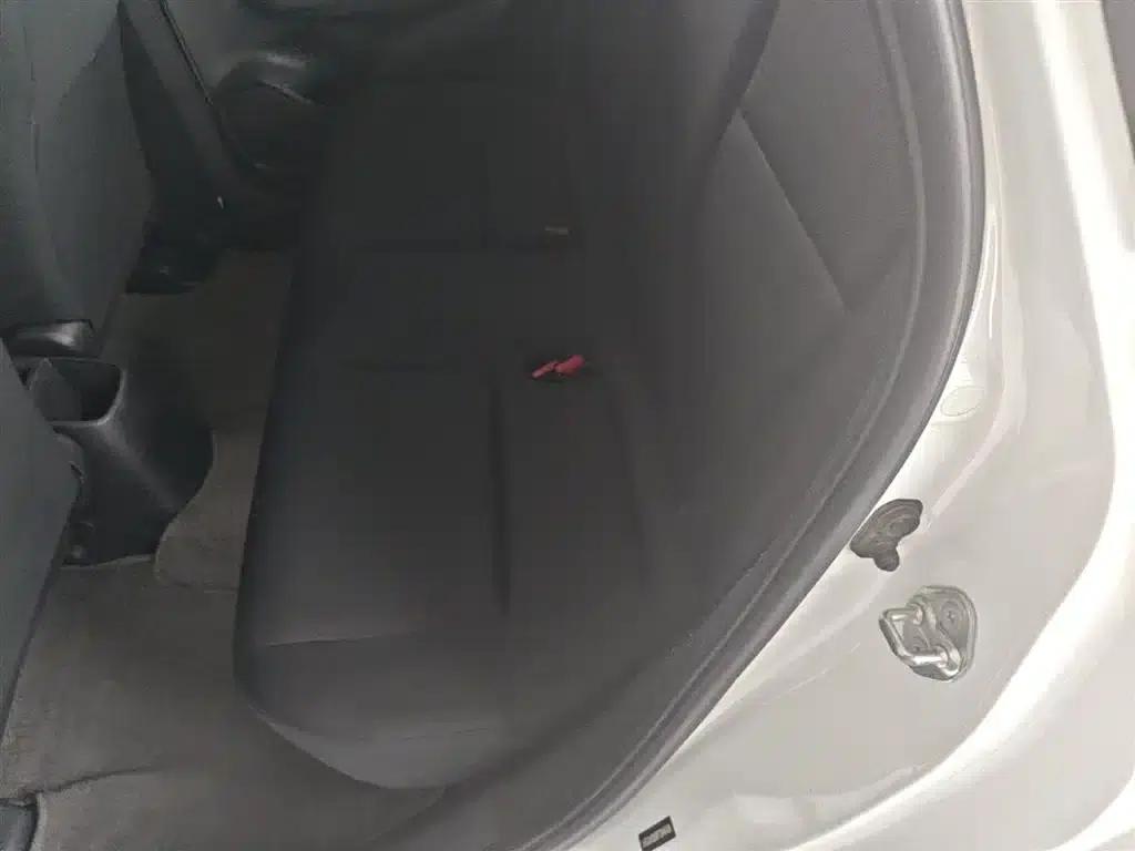 Honda Fit 2014 1.5L LX CVT Comfort — миниатюра 17