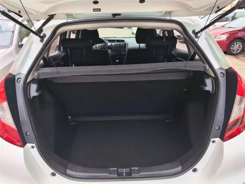 Honda Fit 2018 1.5L CVT Comfort Edition — миниатюра 19