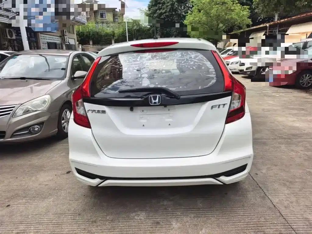 Honda Fit 2018 1.5L CVT Comfort Edition — миниатюра 6