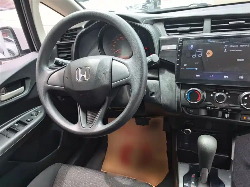 Honda Fit 2018 1.5L CVT Comfort Edition — миниатюра 10