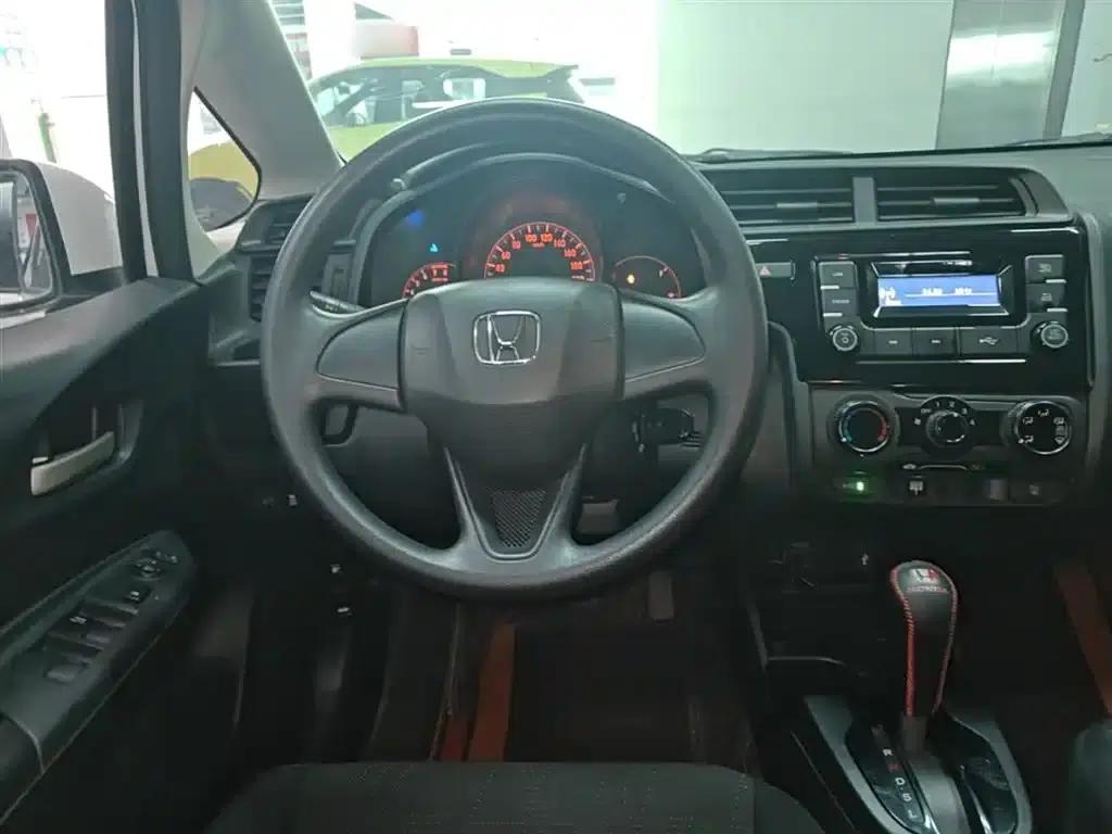 Honda Fit 2020 1.5L CVT Comfort Edition — миниатюра 11