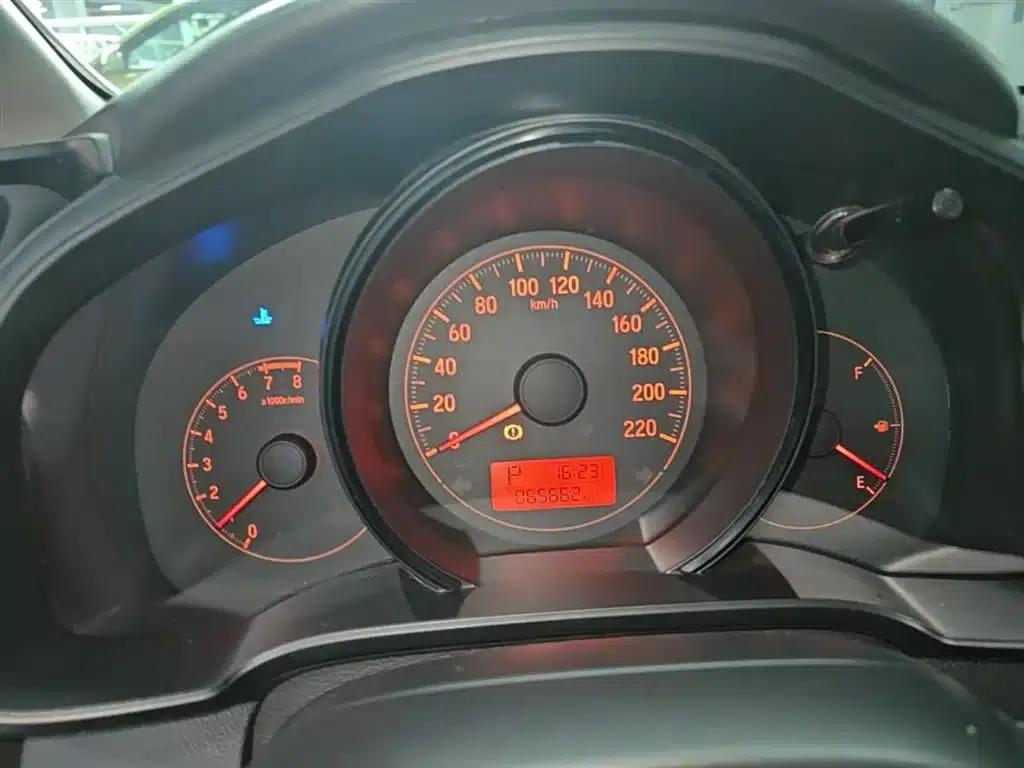Honda Fit 2020 1.5L CVT Comfort Edition — миниатюра 12