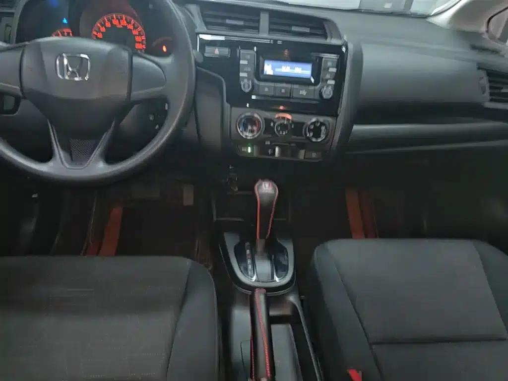 Honda Fit 2020 1.5L CVT Comfort Edition — миниатюра 14