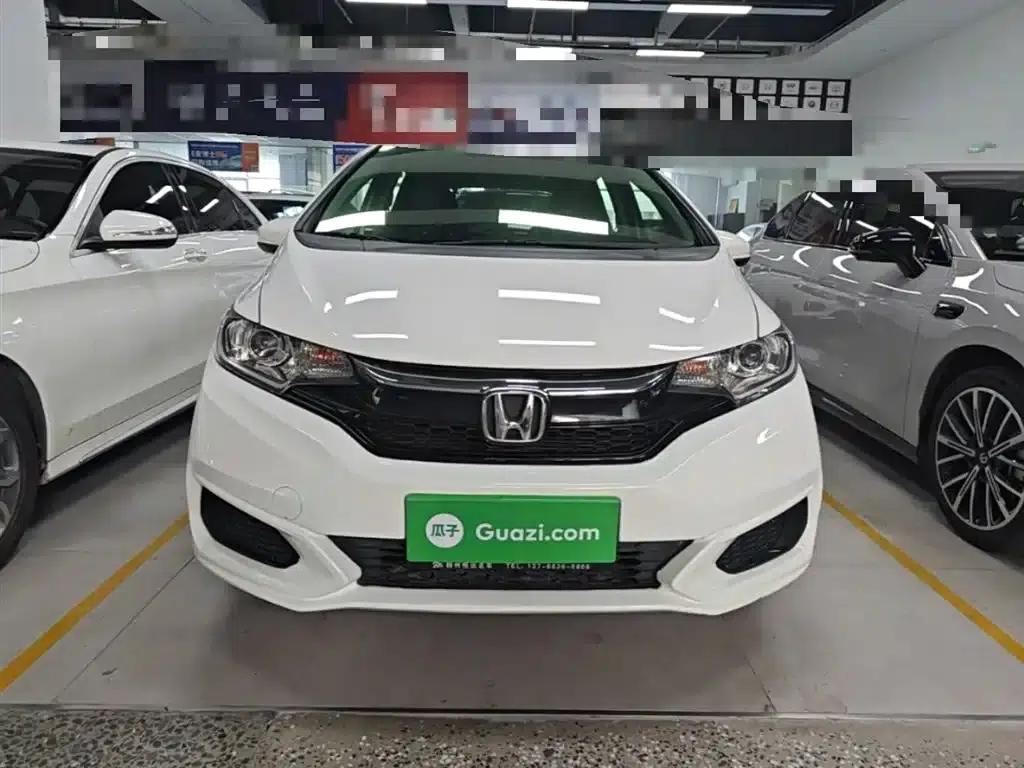 Honda Fit 2020 1.5L CVT Comfort Edition — миниатюра 3