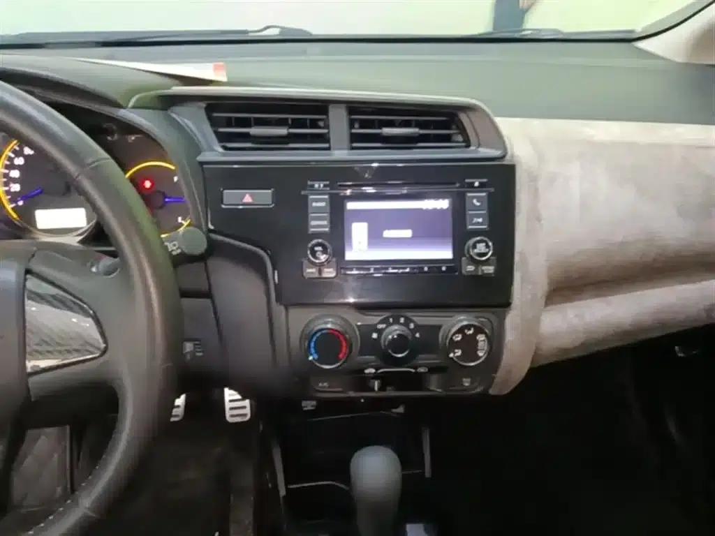 Honda Fit 2018 1.5L CVT Comfort Edition — миниатюра 10