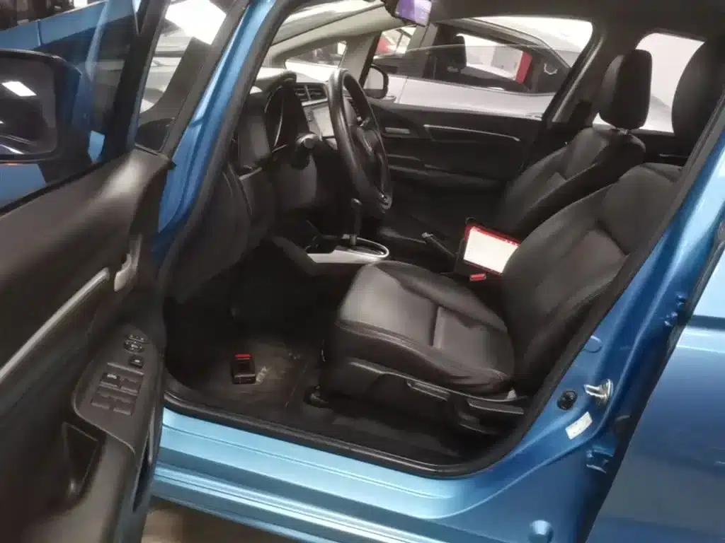 Honda Fit 2018 1.5L CVT Sport Edition — миниатюра 16