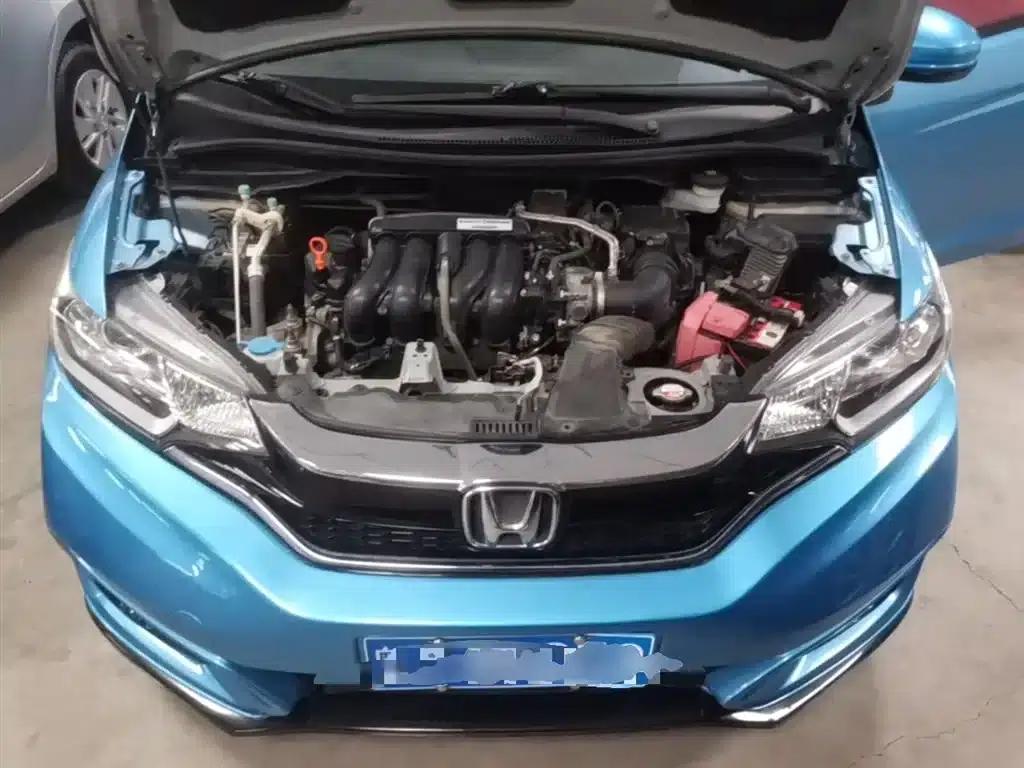 Honda Fit 2018 1.5L CVT Sport Edition — миниатюра 20