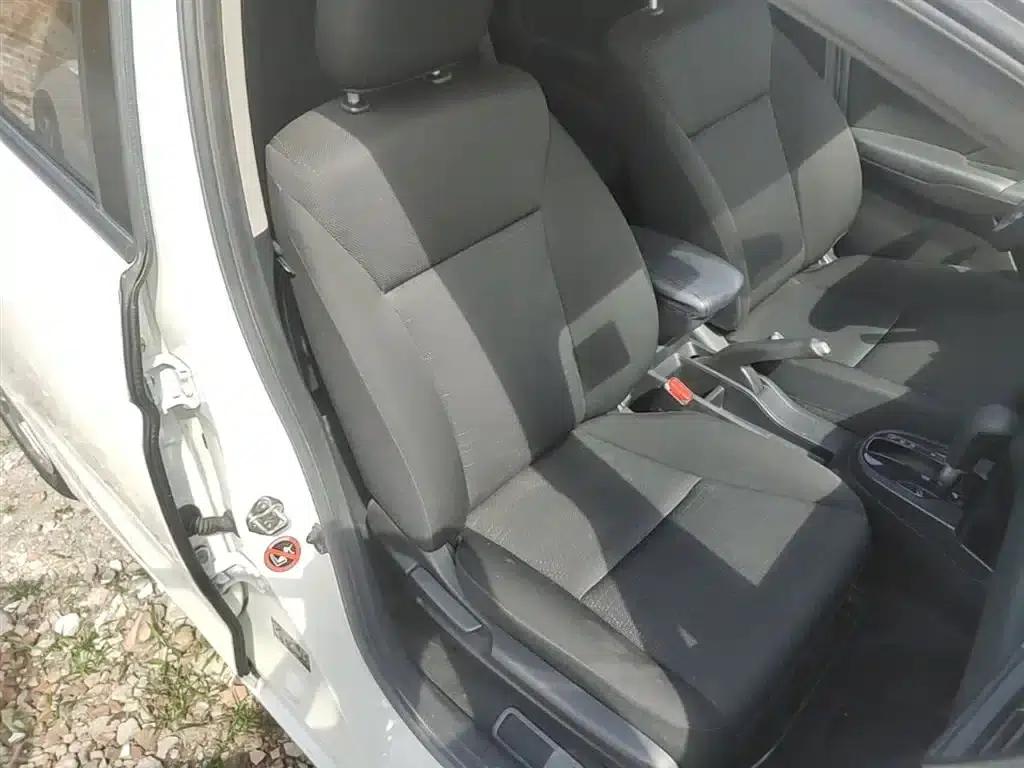 Honda Fit 2018 1.5L CVT Comfort Sunroof Edition — миниатюра 25