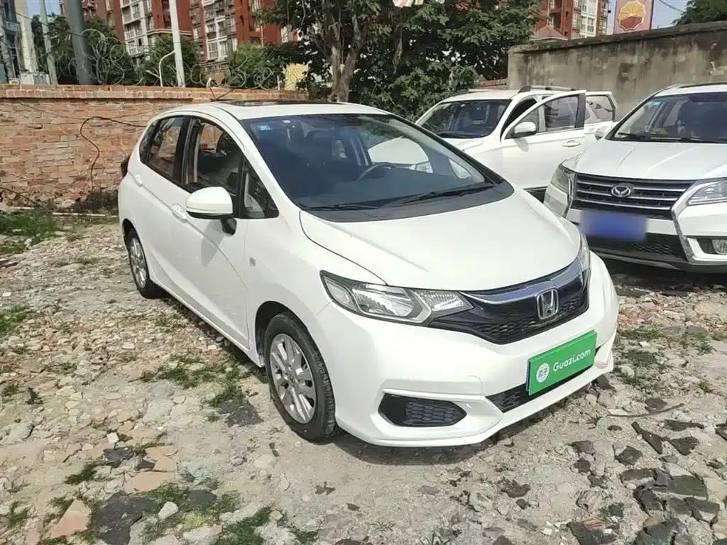 Honda Fit 2018 1.5L CVT Comfort Sunroof Edition — миниатюра 4