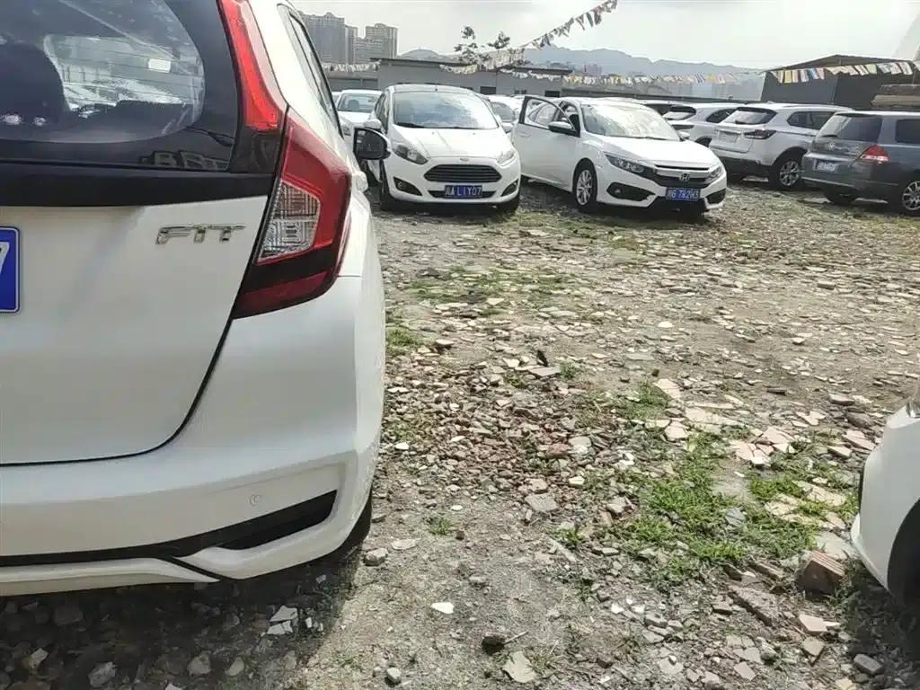 Honda Fit 2018 1.5L CVT Comfort Sunroof Edition — миниатюра 8