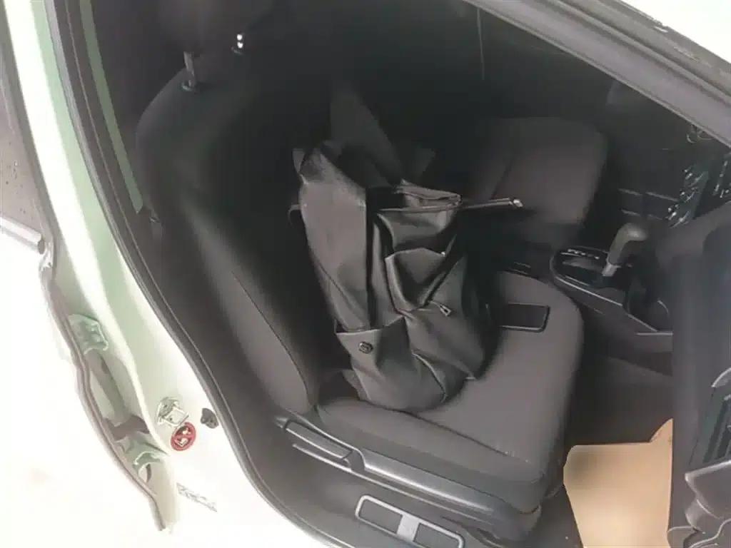 Honda Fit 2016 1.5L LX CVT Comfort — миниатюра 25