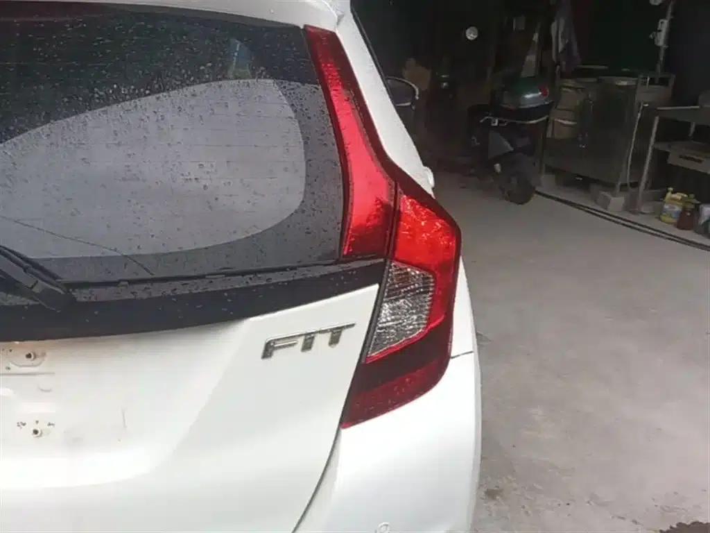 Honda Fit 2016 1.5L LX CVT Comfort — миниатюра 8