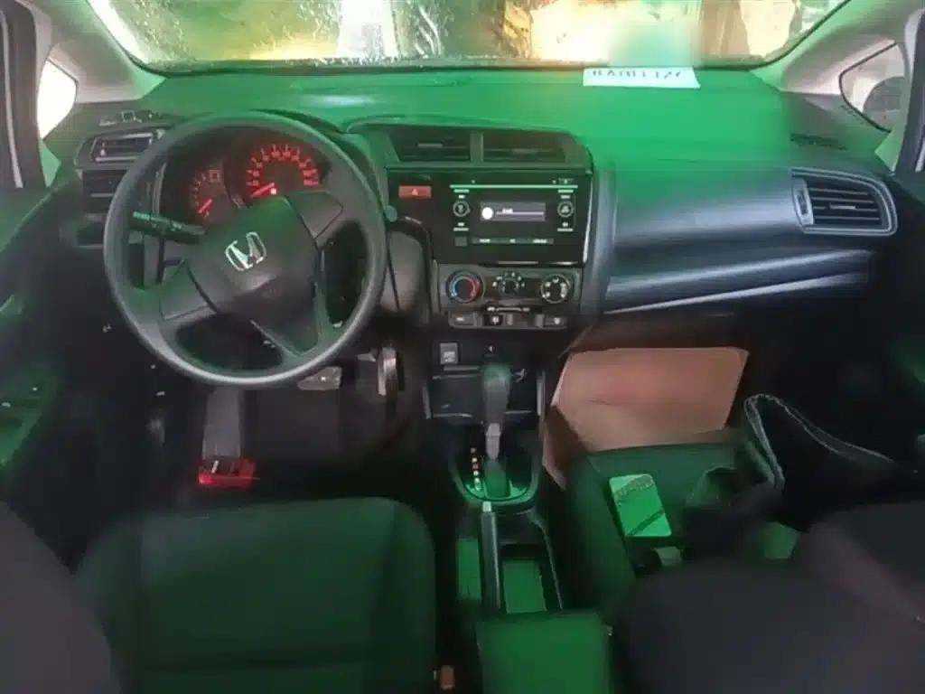 Honda Fit 2016 1.5L LX CVT Comfort — миниатюра 10