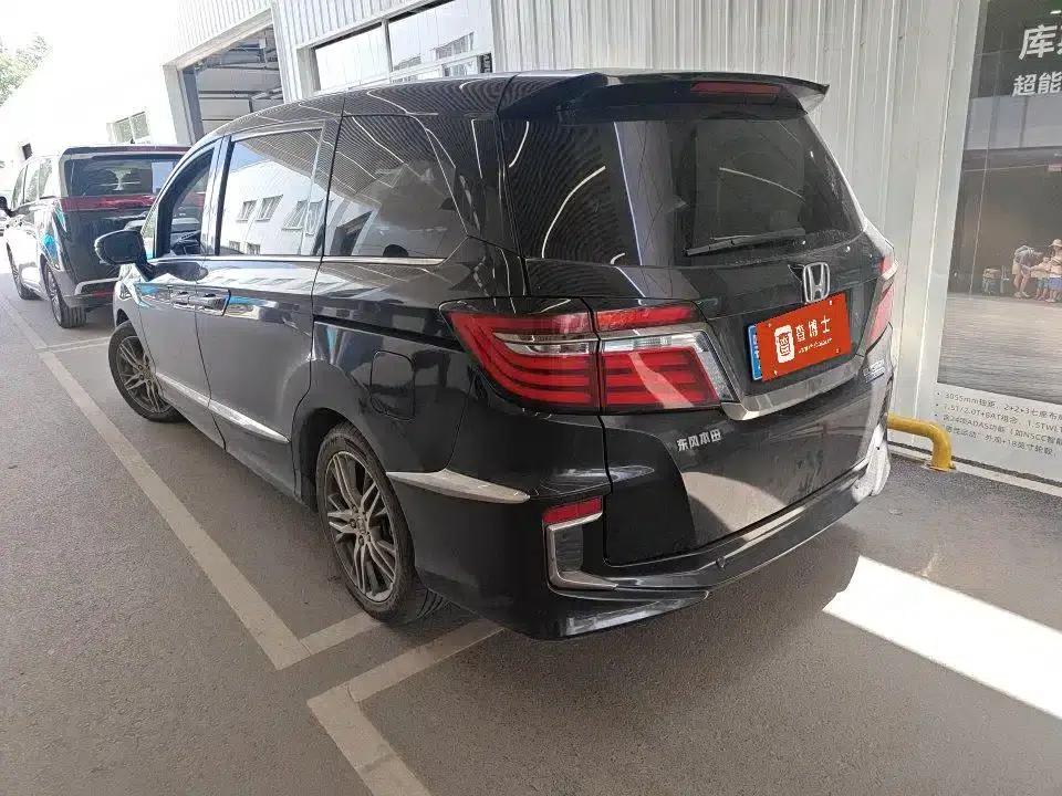 Elysion 2019 2.0L Hybrid Luxury Edition — миниатюра 5