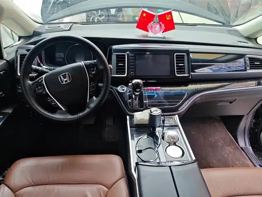 Elysion 2019 2.0L Hybrid Supreme Edition — миниатюра 12