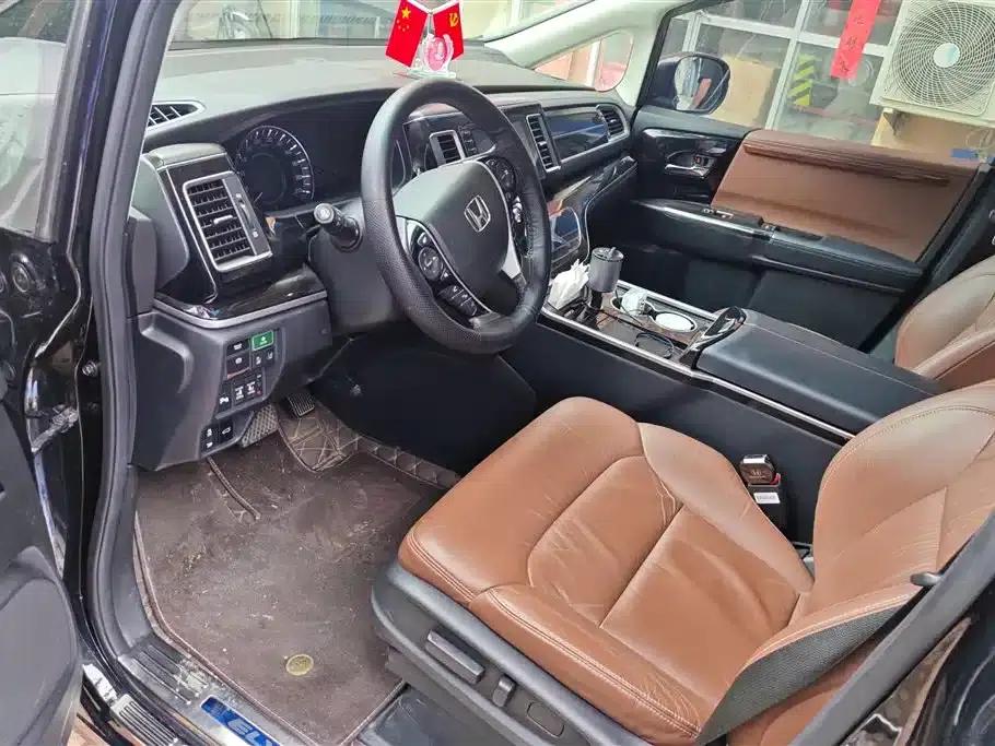 Elysion 2019 2.0L Hybrid Supreme Edition — миниатюра 9