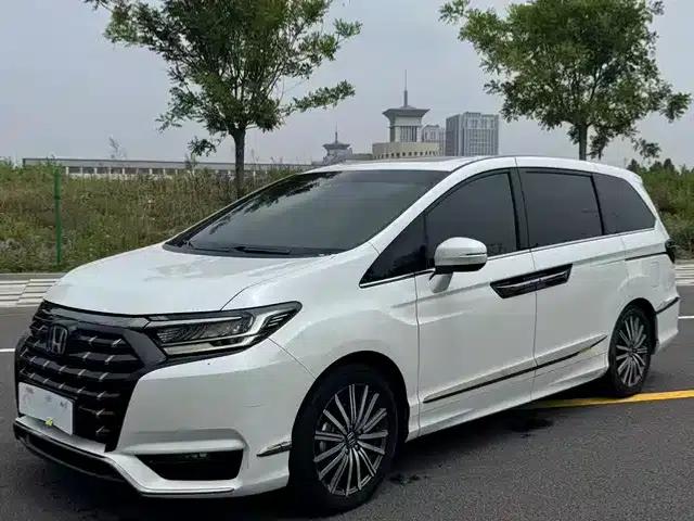 Elysion 2022 2.0L e:HEV Luxury Edition