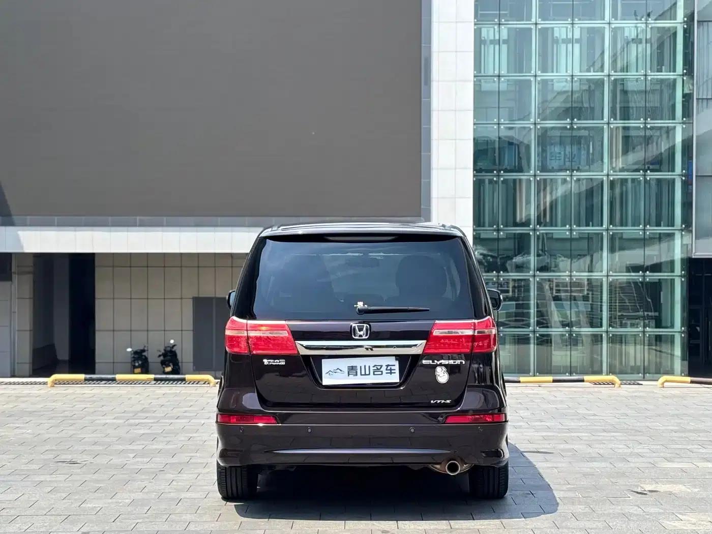Elysion 2012 2.4L VTi-S Premium Edition — миниатюра 14